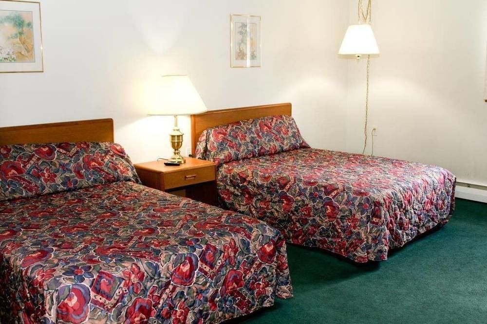 Budget Inn Wellsville Экстерьер фото